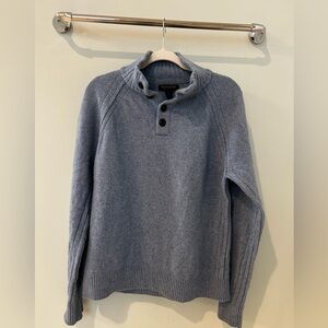 Banana Republic Men's Blue Sweater